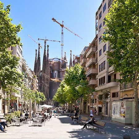 Tendency Sagrada Familia Deluxe Барселона Екстер'єр фото
